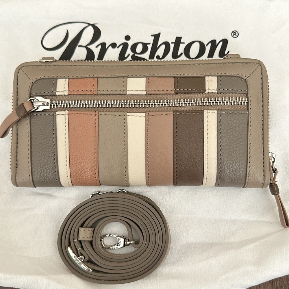 Brighton Cabana Wallet - Picture 3 of 4